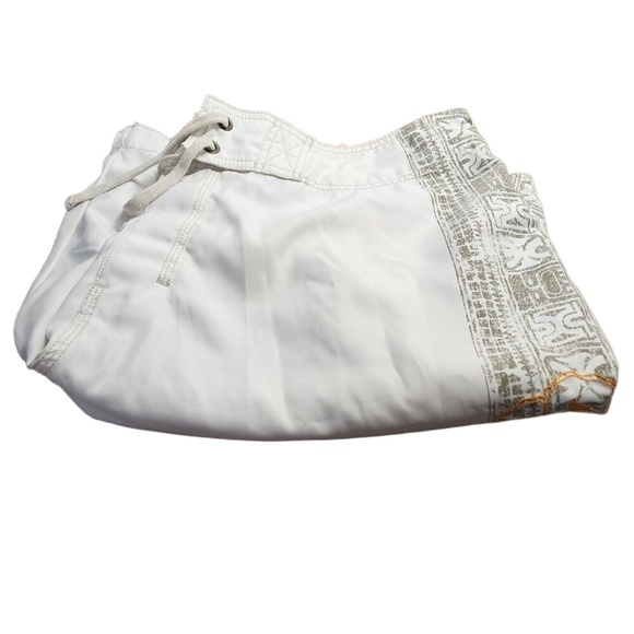 Old Navy Floral Design Men's Swim Trunk's Size XL - Picture 3 of 6